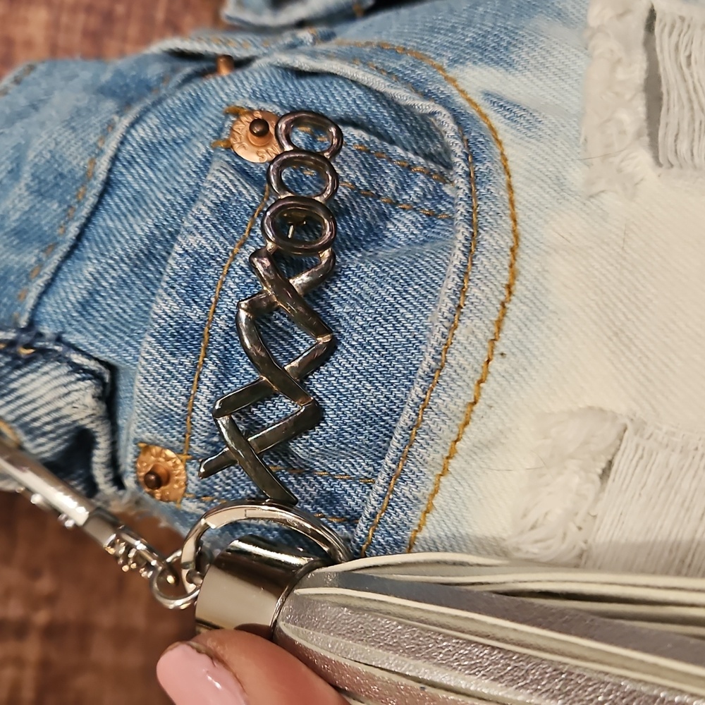 "One Kind Denim co." HANDMADE UPCYCLE OMBRE' BEDAZZLED DENIM SHOULDER BAG! - Picture 4 of 10